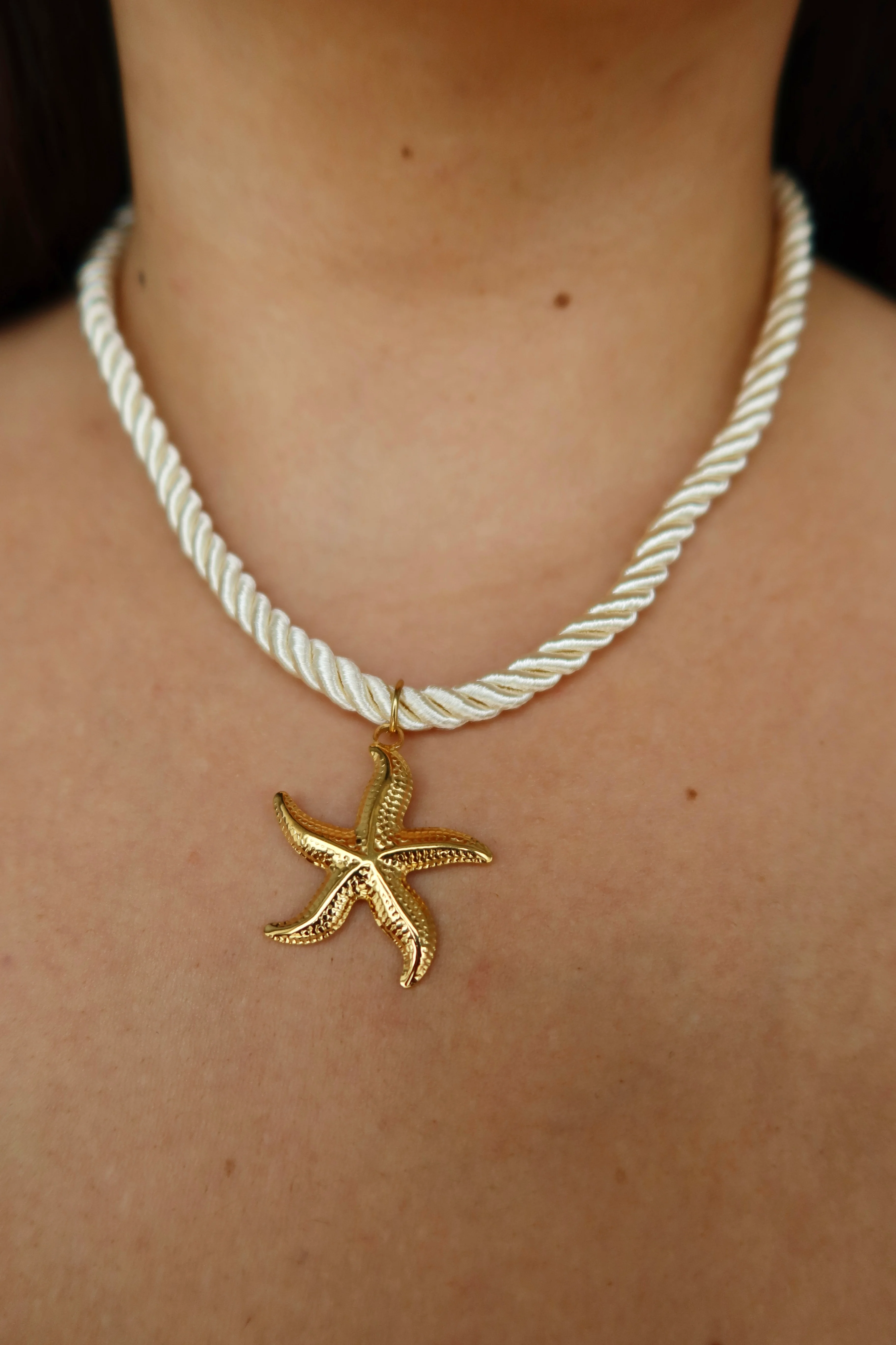 Collares